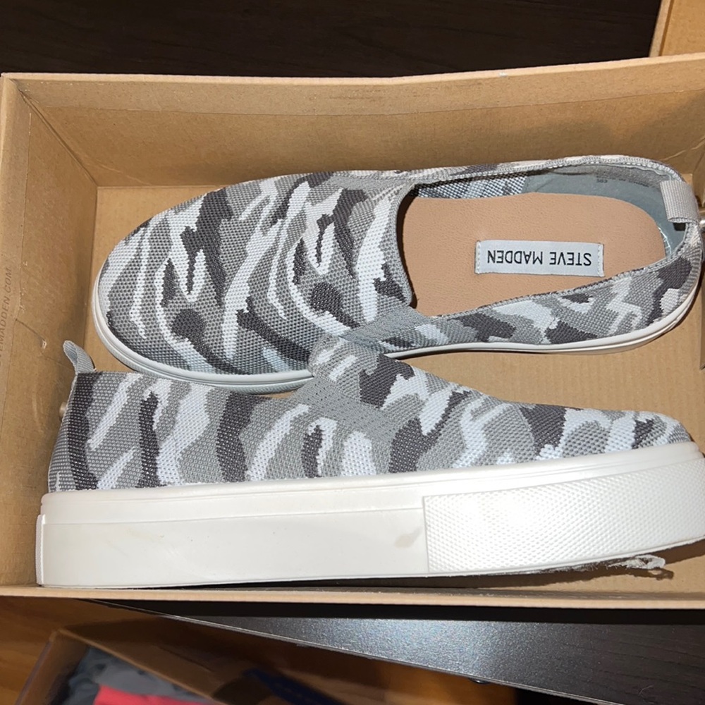 Steve Madden Slip On Sneakers